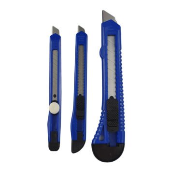 Set of 3 cutters of different sizes (2 x l 9 mm and 1 x l 18 mm) with Cogex snap-off blade