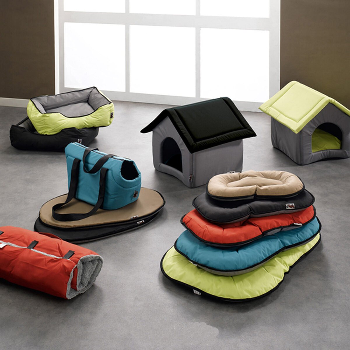 Emerald Blue Waterproof, Stain-Proof and Reversible Padded Cushion in Polyester for Animals Love Story